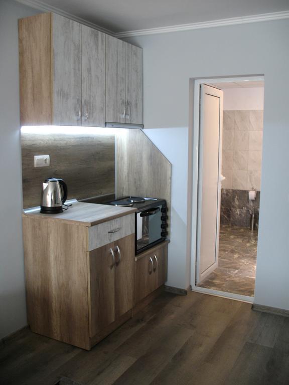 Leon Rent Studio 8 Apartamento Veliko Tŭrnovo Exterior foto